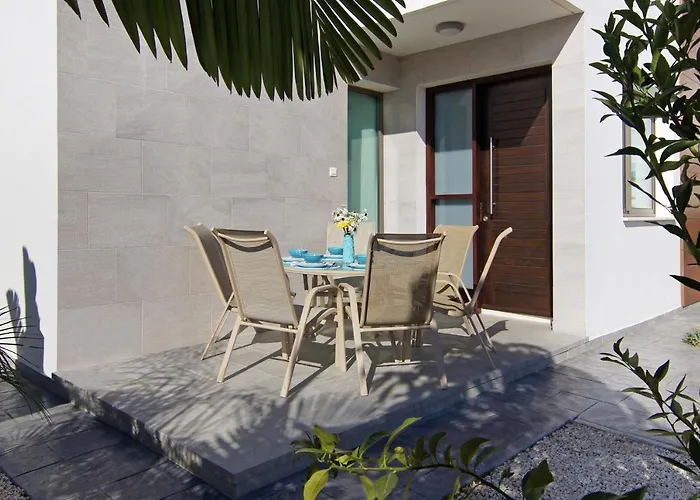 Villa Serena Protaras