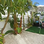 Serena Villa *