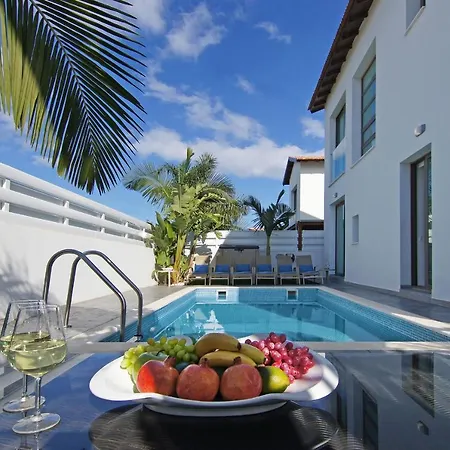 Serena Villa *